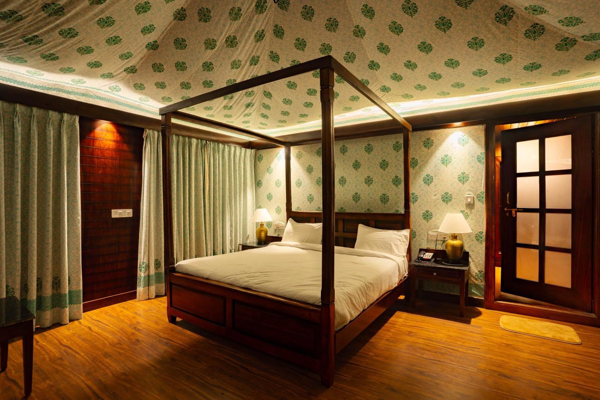 La Nature Hotels & Resorts Sikar Bagian luar foto