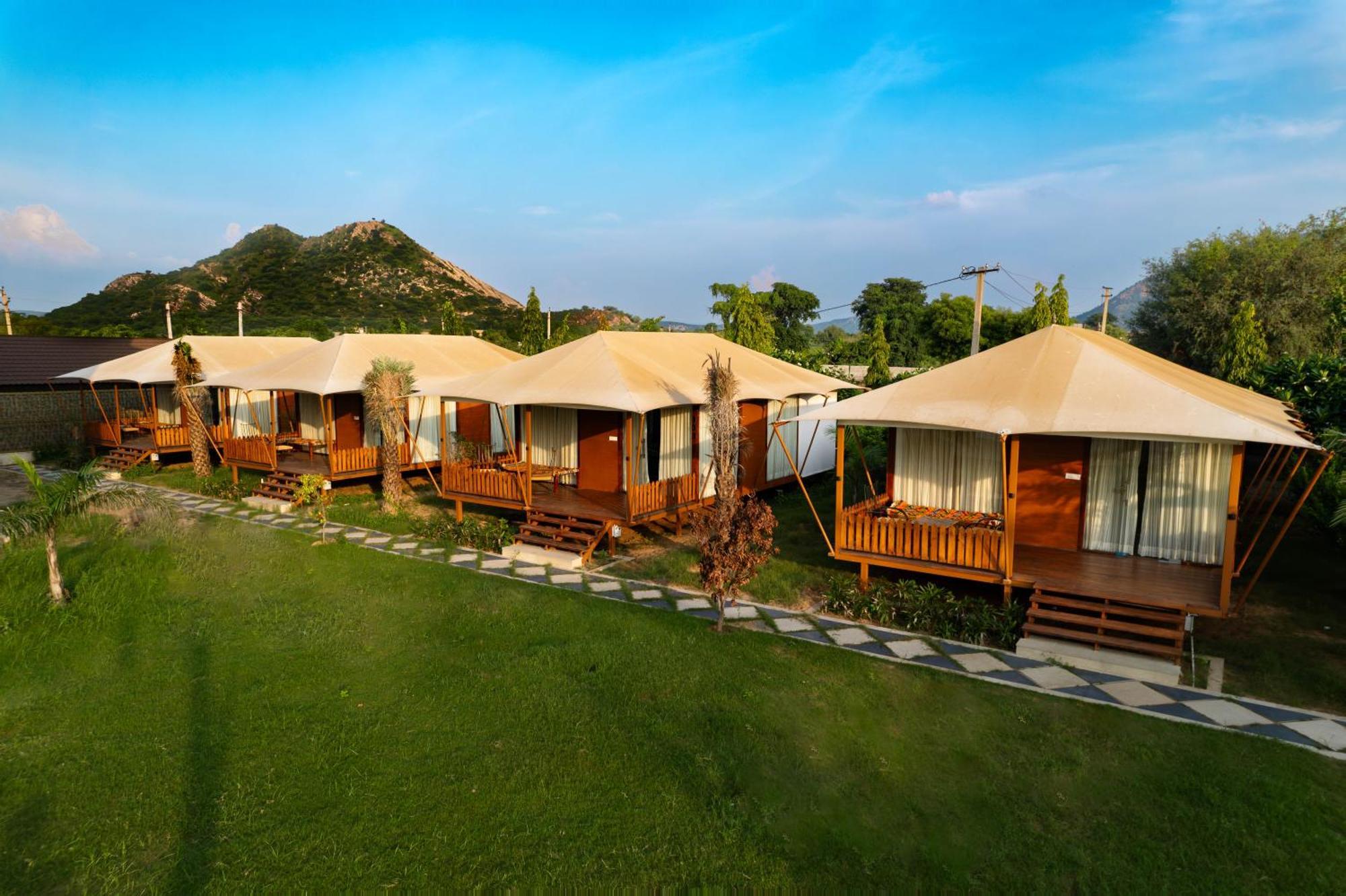 La Nature Hotels & Resorts Sikar Bagian luar foto