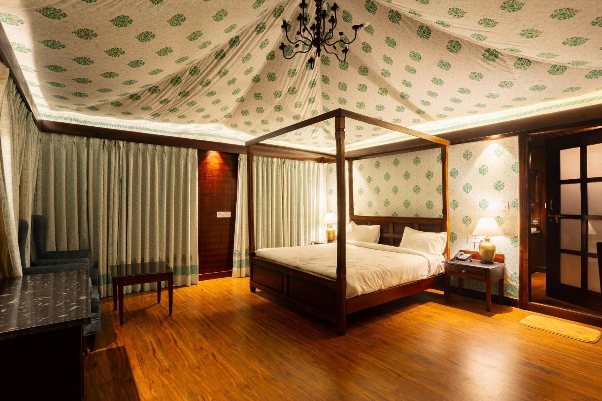 La Nature Hotels & Resorts Sikar Bagian luar foto