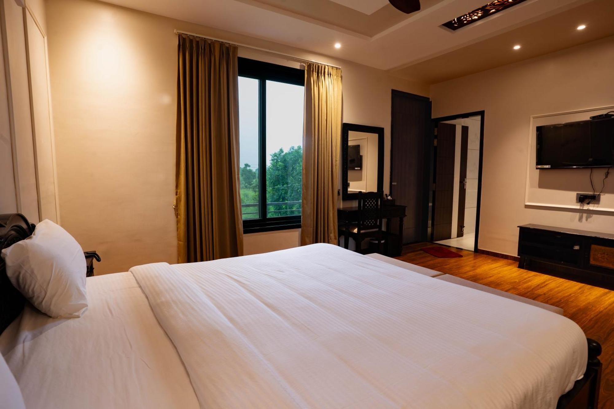 La Nature Hotels & Resorts Sikar Bagian luar foto